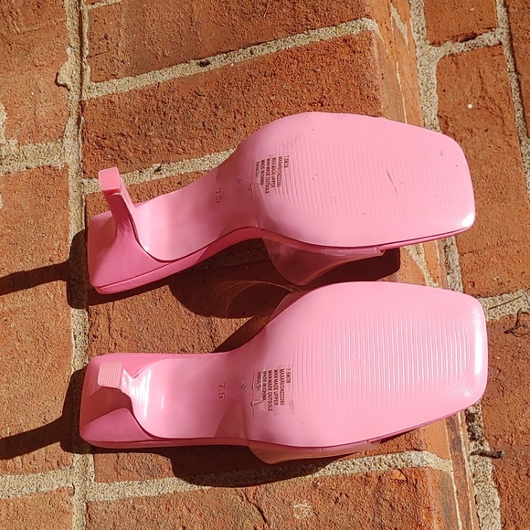 BCBGeneration Maxari Pink Transparent Mule Sandals Size 7.5 - Picture 5 of 7